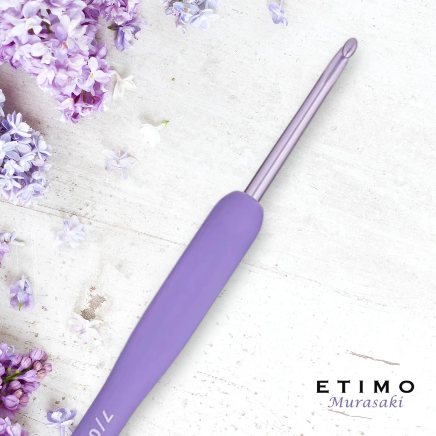 Tulip Etimo Murasaki 4mm crochet hook with soft grip made in Japan