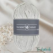 Durable Velvet 415 Chateau Gray - halványszürke zsenília fonal - chenille yarn - 02 Durable Velvet 415 Chateau Gray - halványszürke zsenília fonal - chenille yarn - 02