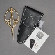 Lantern Moon - golden scissor in leather case - arany kézimunka olló bőr tokban