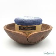 Kézműves Diófa Fonalvezető Tál - Handmade Wooden Yarn Bowl Kézműves Diófa Fonalvezető Tál - Handmade Wooden Yarn Bowl