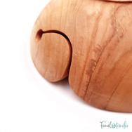 Kézműves Cseresznyefa Fonalvezető Tál - Handmade Wooden Yarn Bowl Kézműves Cseresznyefa Fonalvezető Tál - Handmade Wooden Yarn Bowl