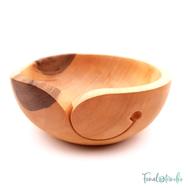 Kézműves Diófa Fonalvezető Tál - Handmade Wooden Yarn Bowl Kézműves Diófa Fonalvezető Tál - Handmade Wooden Yarn Bowl