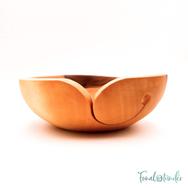 Kézműves Diófa Fonalvezető Tál - Handmade Wooden Yarn Bowl - 19cm - 01 Kézműves Diófa Fonalvezető Tál - Handmade Wooden Yarn Bowl - 19cm - 01