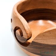 Durable Wooden Yarn Bowl - rózsafa és bükkfa fonaltartó tál - 15cm - 02