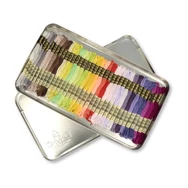 DMC 35 darabos hímzőfonal készlet dobozban / DMC Mouliné Spécial 35 embroidery floss set in gold tin box - Fonaltündér