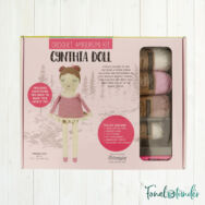 Cynthia Baba - horgolásminta + fonal csomag - Cynthia Doll - crochet diy kit