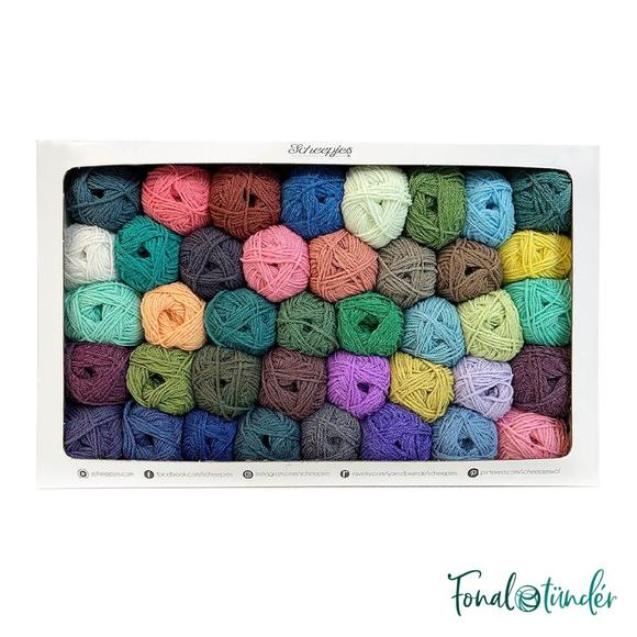 Clover Soft Touch Crochet Hooks - Aluminum Needles - Size 7 (4.5mm) Needles  at Jimmy Beans Wool