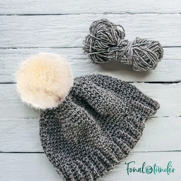 Fake Fur Pompom - Cream - műszőr pompon sapkához - krémfehér