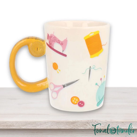 Kézművesek Bögréje - varrócentis füllel - Ceramic  Mug