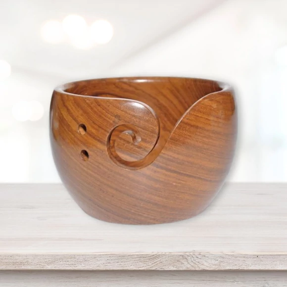 Durable Wooden Yarn Bowl - nemesfa fonaltartó tál - 15cm