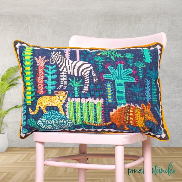 Scheepjes Lucy Tiffney - Jolly Animaux - Tapestry Kit - goblein hímző készlet