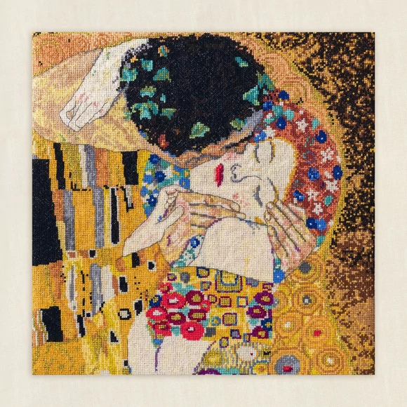 DMC Museum Collection - The Kiss - cross stitch set - keresztszemes hímző készlet