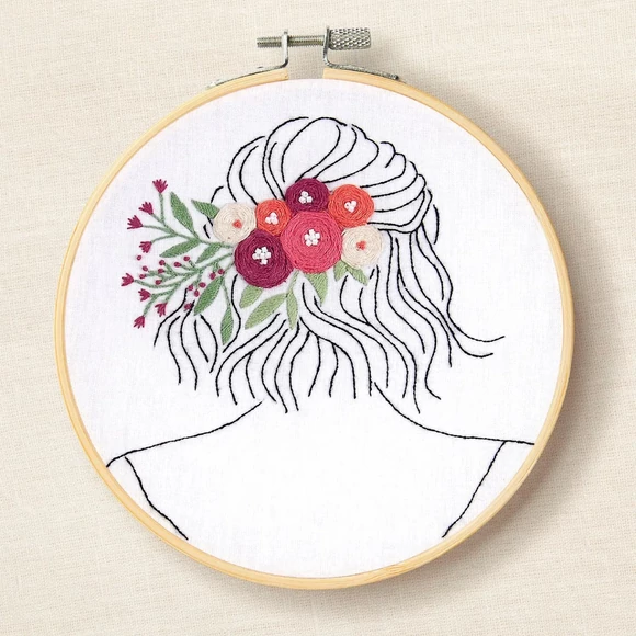 DMC Petal and Pearls embroidery kit - virágcsokor - hímző készlet