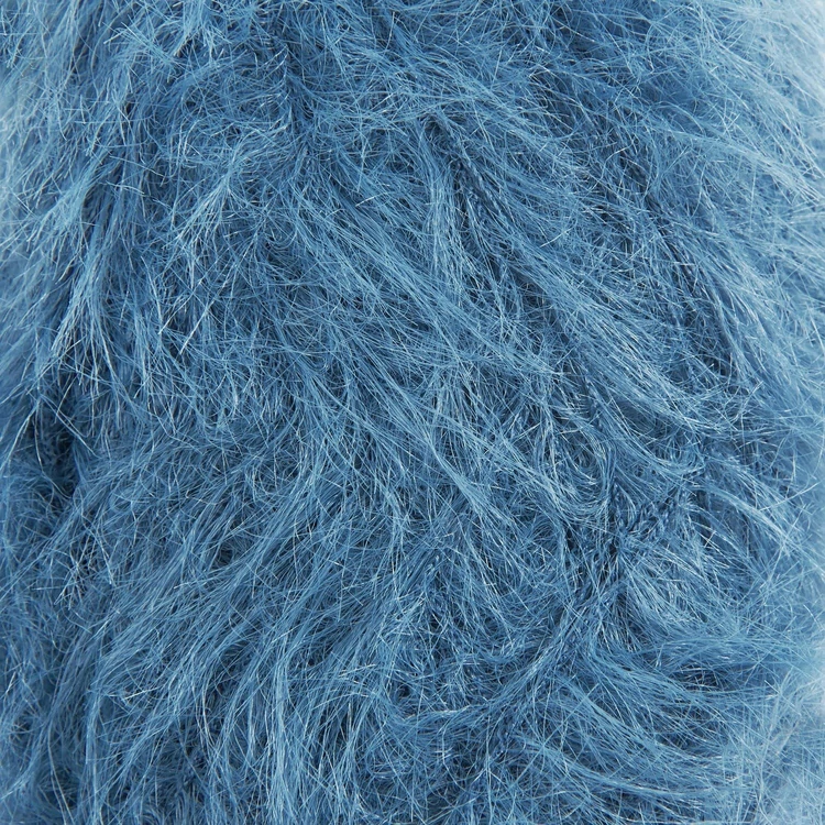 Ricorumi Furry Furry 020 Night Blue  - faux fur carry-along yarn - kék szőrös kísérőfonal