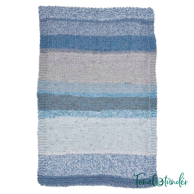 Rico Chic-Unique 017 Blue - gardient yarn - gyapjú keverék fonal