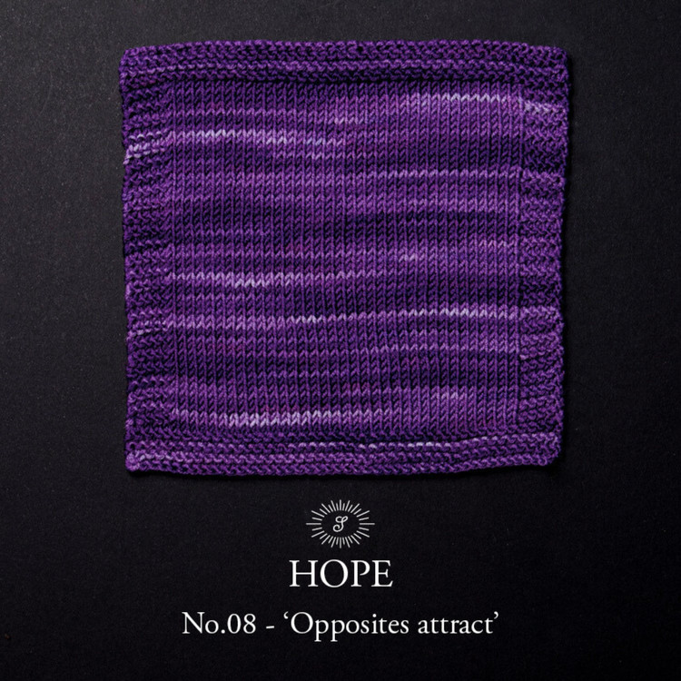 Simy's Hope DK - 08 - kézzel festett lila gyapjú fonal Simy's Hope DK - 08 - kézzel festett lila gyapjú fonal