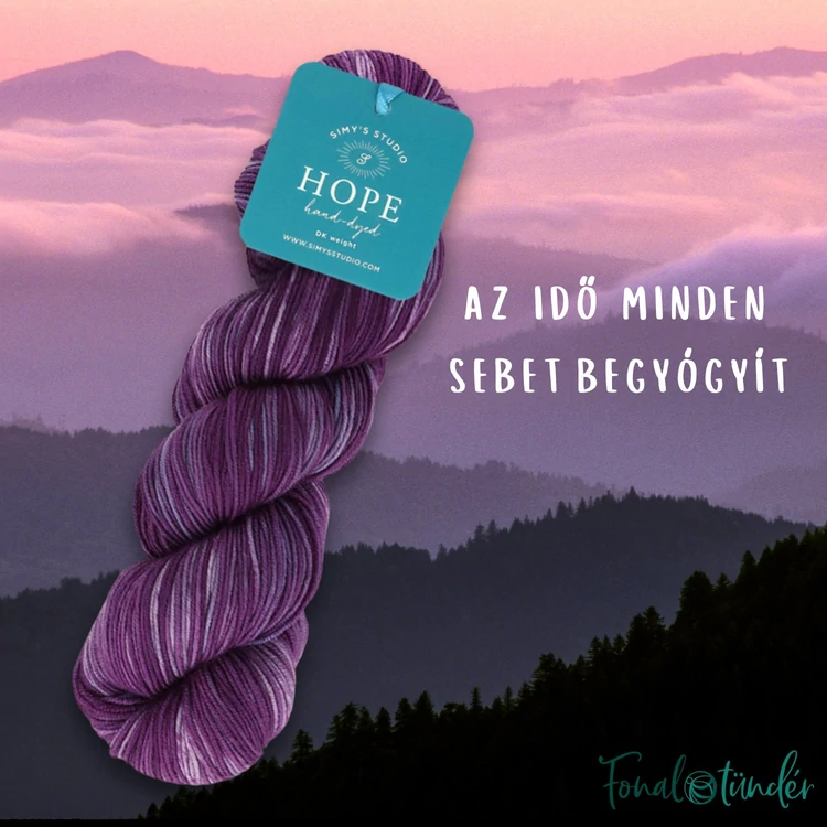 Simy's Hope DK 11 - purple hand-dyed merino wool yarn - kézzel festett lila gyapjú fonal