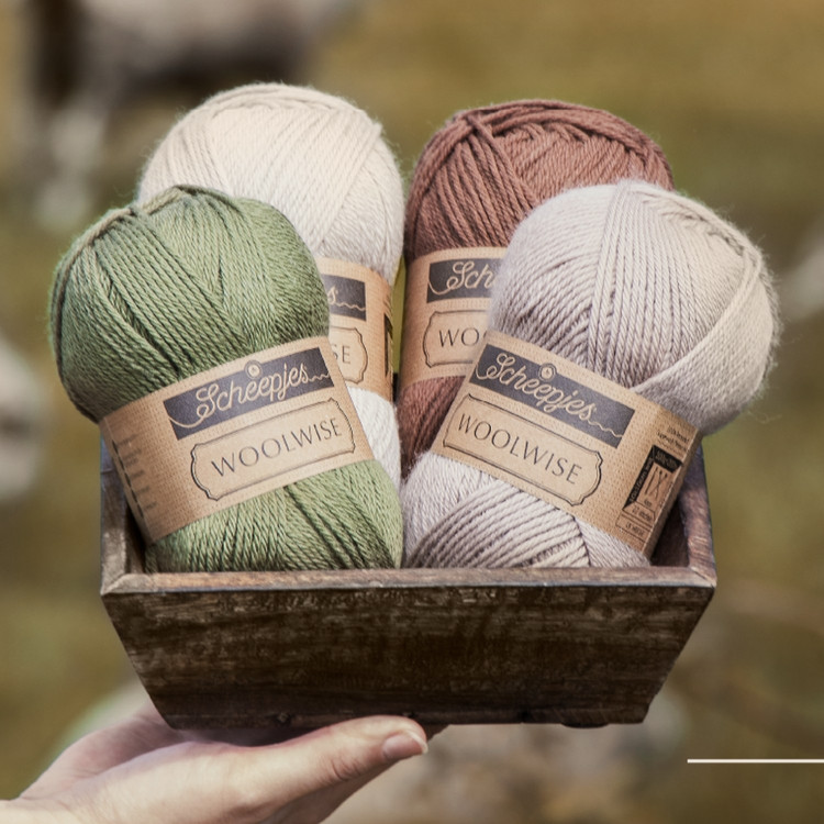 Scheepjes Woolwise 759 Deep Moss - mohazöld gyapjú fonal