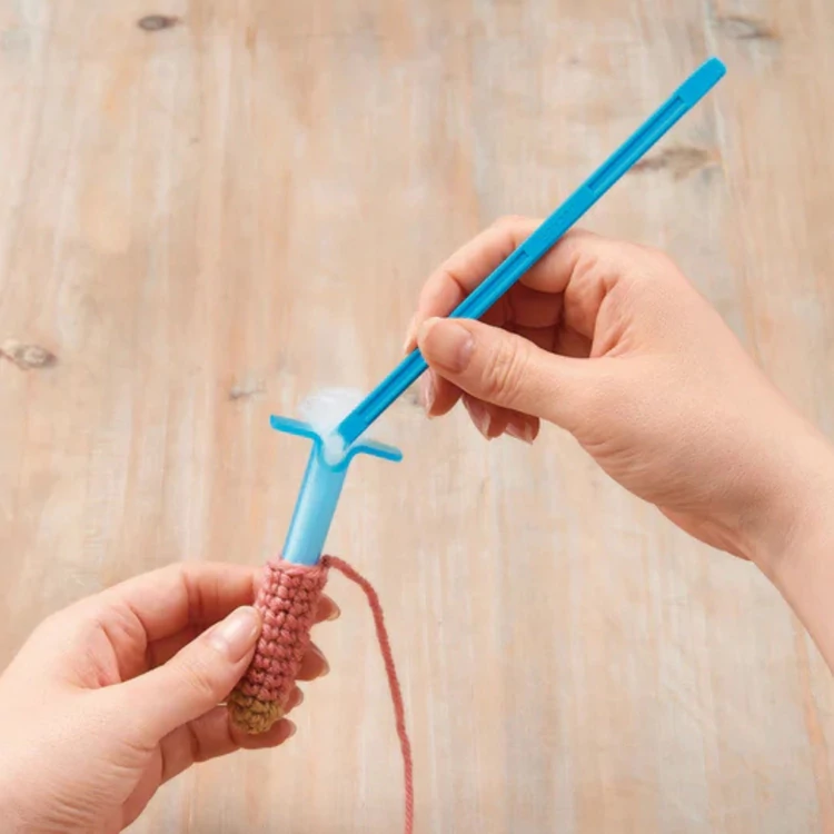 Clover Stuffing Tool - S-es játékkitömő eszköz - amigurumihoz