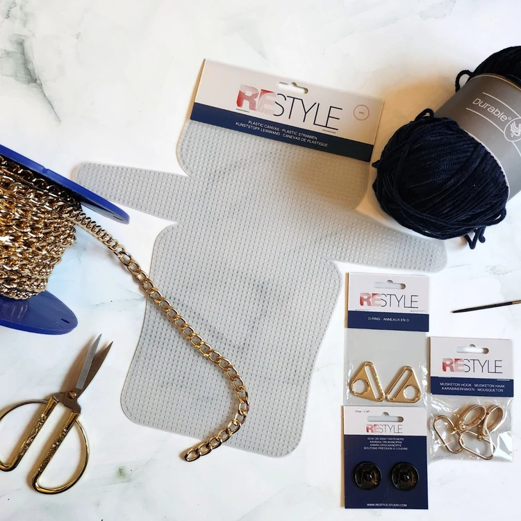 Restyle Plastic Canvas for purse - előre lukasztott hímezhető  táska sablon