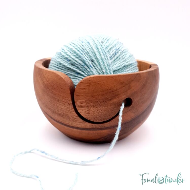Kézműves Diófa Fonalvezető Tál - Handmade Wooden Yarn Bowl - 15cm