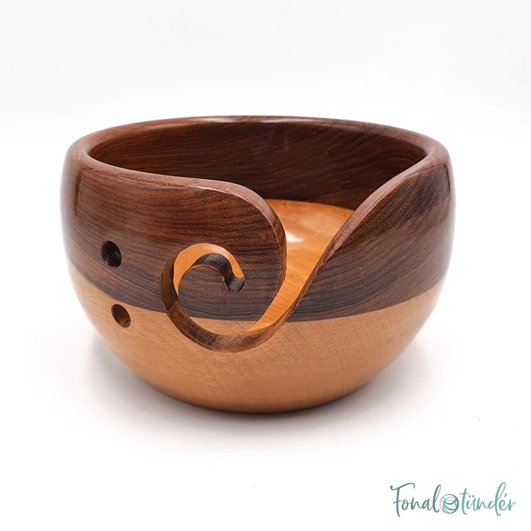 Durable Wooden Yarn Bowl - rózsafa fonaltartó tál - 15cm