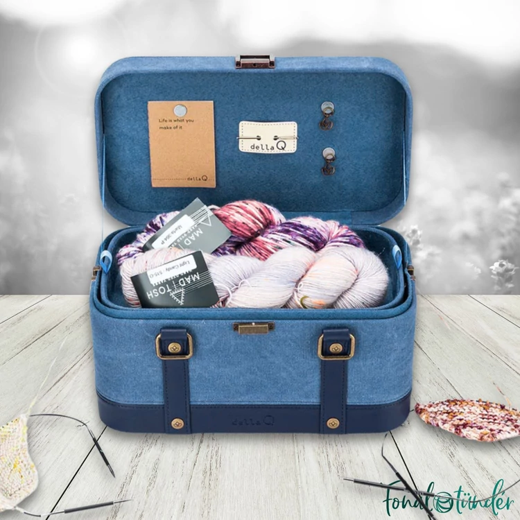 Della Q - Train Case - Indigo - Fonaltartó Táska - indigókék