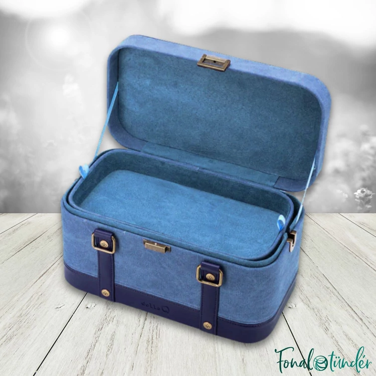 Della Q - Train Case - Indigo - Fonaltartó Táska - indigókék