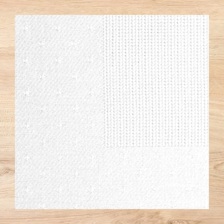 Rico Asztalterítő - Fehér - hímezhető betéttel - 90x90cm Rico Asztalterítő - Fehér - hímezhető betéttel - 90x90cm