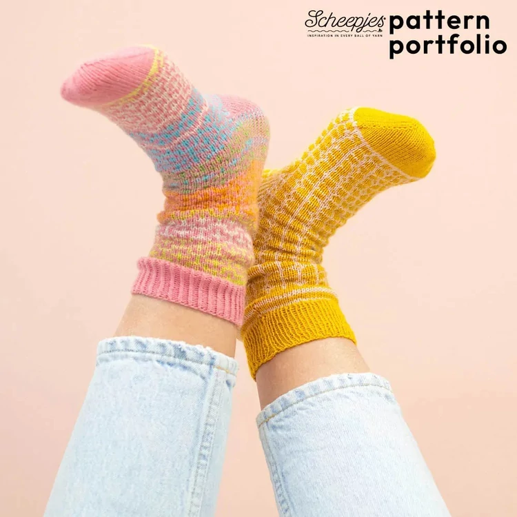 Scheepjes Pattern portfolio Arcadia - 11 knitted socks patterns - zokniminták angolul