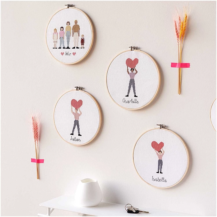 Rico Figurico - Family- embroidery kit - Család keresztszemes hímzéscsomag - 05