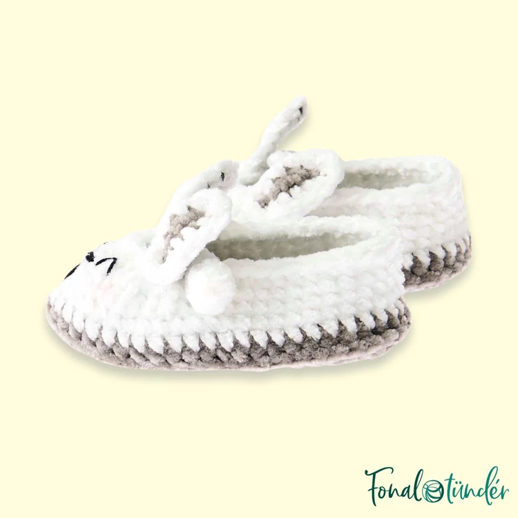 Ricorumi Nilli  - Nyuszis babacipő - amigurumi csomag - 3 gombolyag fonallal