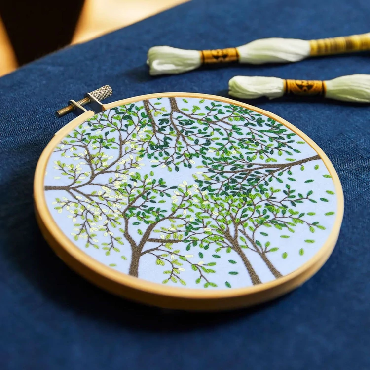 DMC - Canopy - embroidery kit - Lombkorona - hímző készlet