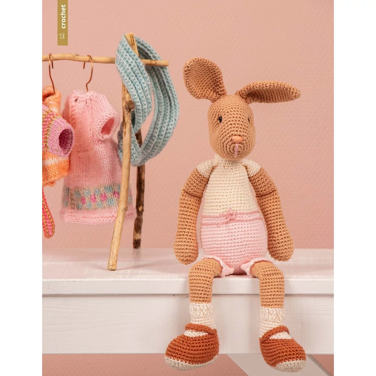 Scheepjes Rabbit, Deer and Mouse - 17 crochet / knitting patterns