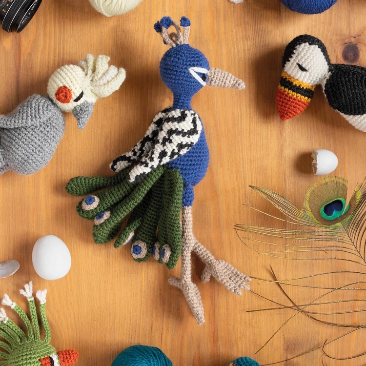 Edward Állatsereglete - Madarak - horgolós könyv 50 madár mintával