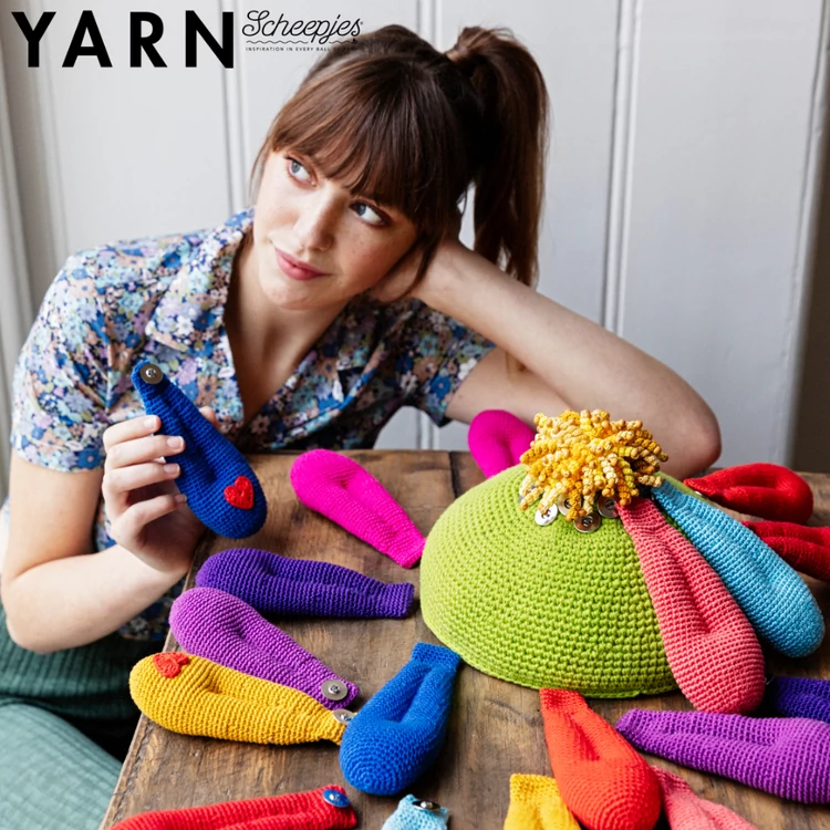 Scheepjes Yarn Magazine 11 - Macro Botanica - knitting / crochet patterns