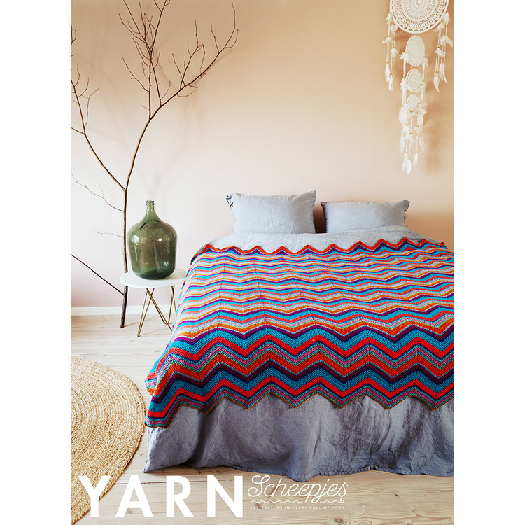 Scheepjes YARN Bookazine 5 WOMAN