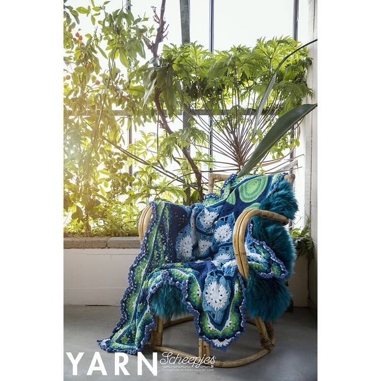 Scheepjes YARN Bookazine 5 WOMAN