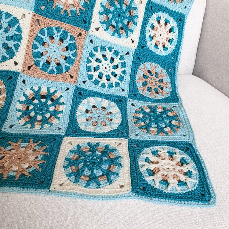 Hópihe babatakaró horgoló fonalcsomag és mintaleírás / Snowflake baby blanket crochet yarn pack and pattern